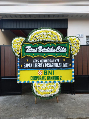 Papan Bunga Duka di Tiakar