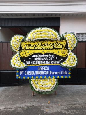 Papan Bunga Duka di Tiakar